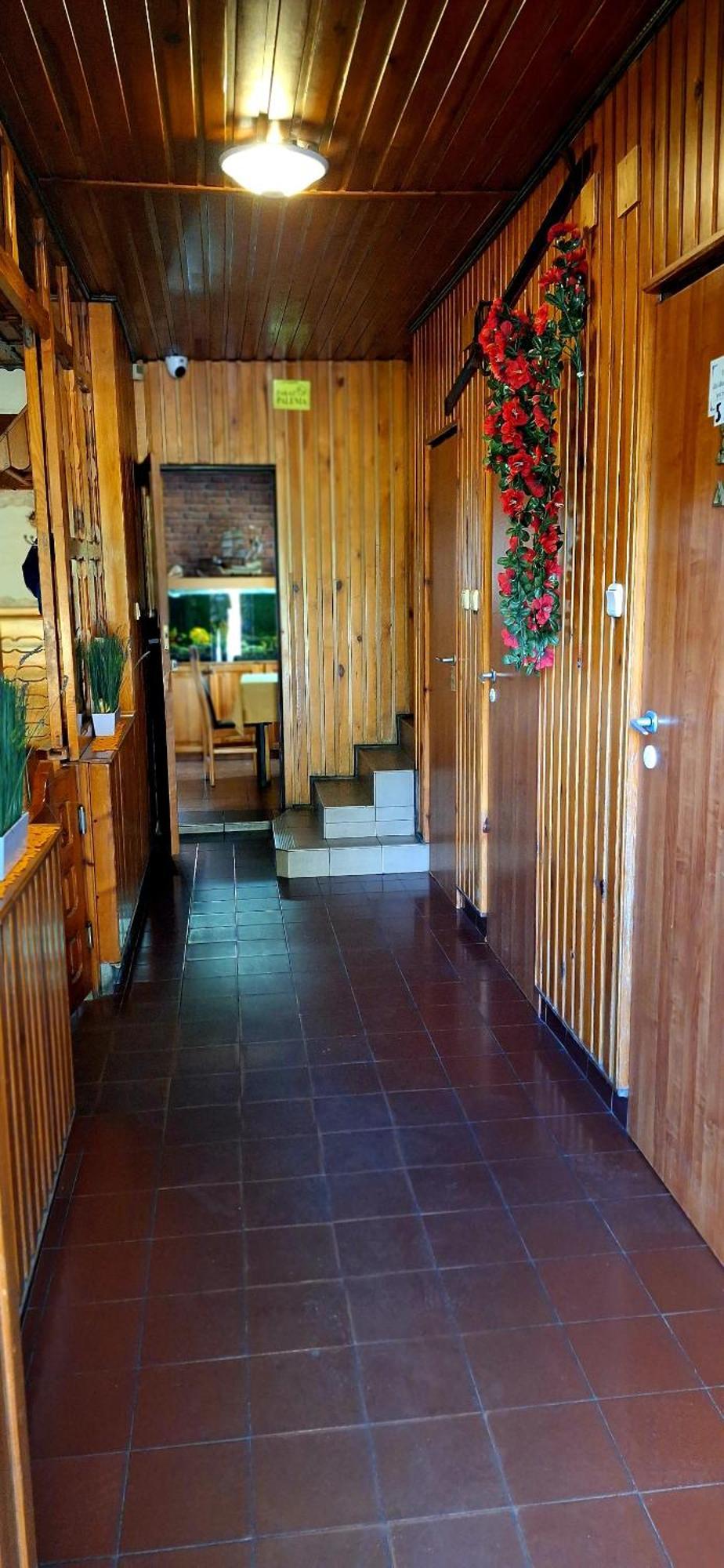 Hotel Knajpa Sorba à Skwierzyna Extérieur photo
