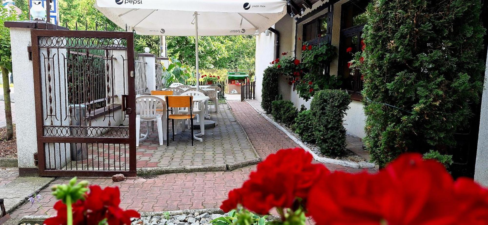 Hotel Knajpa Sorba à Skwierzyna Extérieur photo
