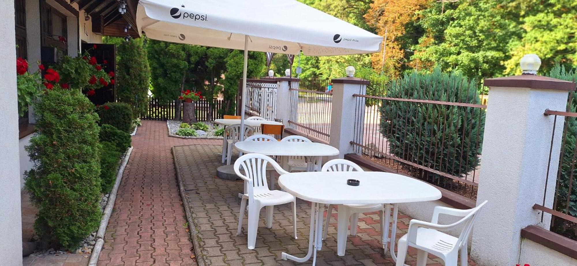 Hotel Knajpa Sorba à Skwierzyna Extérieur photo